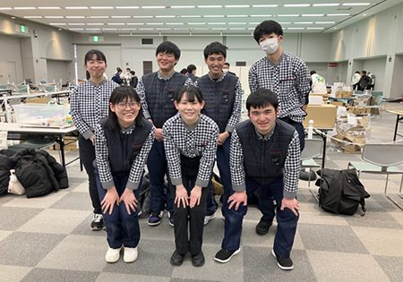 アビリンピックなどに積極的に参加し、日頃培った技能や技術を競い合うことで、職業能力のさらなる向上をはかるとともに、働くモチベーションの向上にも努めていきたいと考えております。